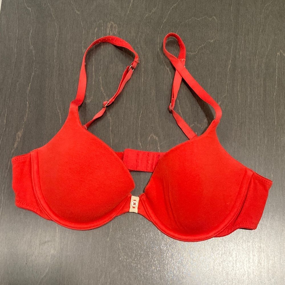 Tommy Hilfiger Red Demure Demi Bra-Size 34B – RealLasting Cotton-GUC Preppy